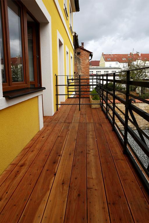 Apartments&Suites Žlutá Hruška Plzeň Exterior foto